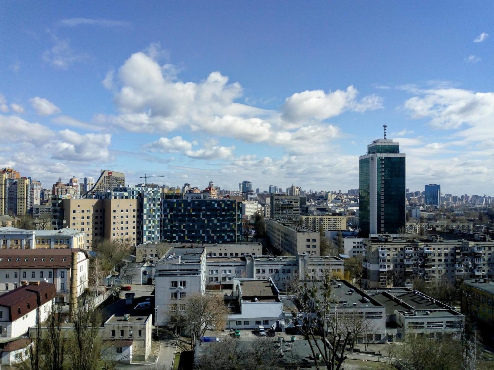 Уютная Vip Студия В Центре Метро Политех Охматдет Паркинг Kyiv Exterior photo